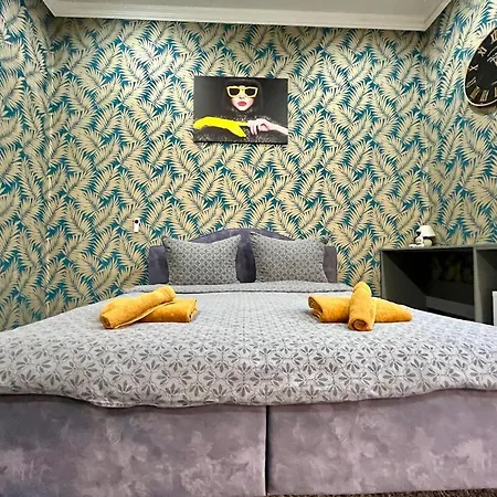 Johngold Debrecen