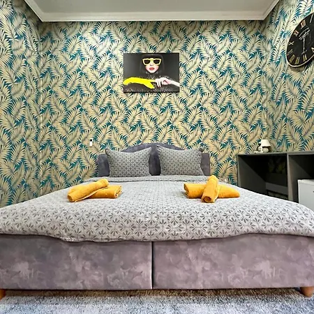 Johngold Debrecen