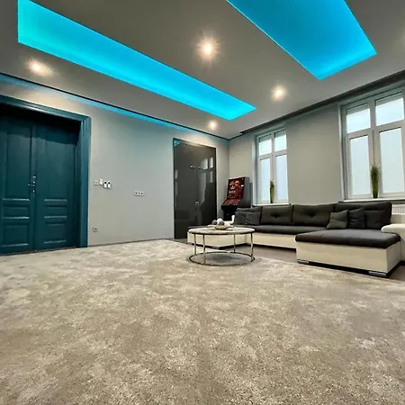 Johngold Apartment