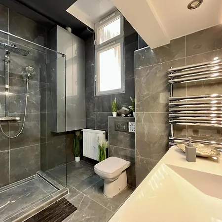 Johngold Debrecen